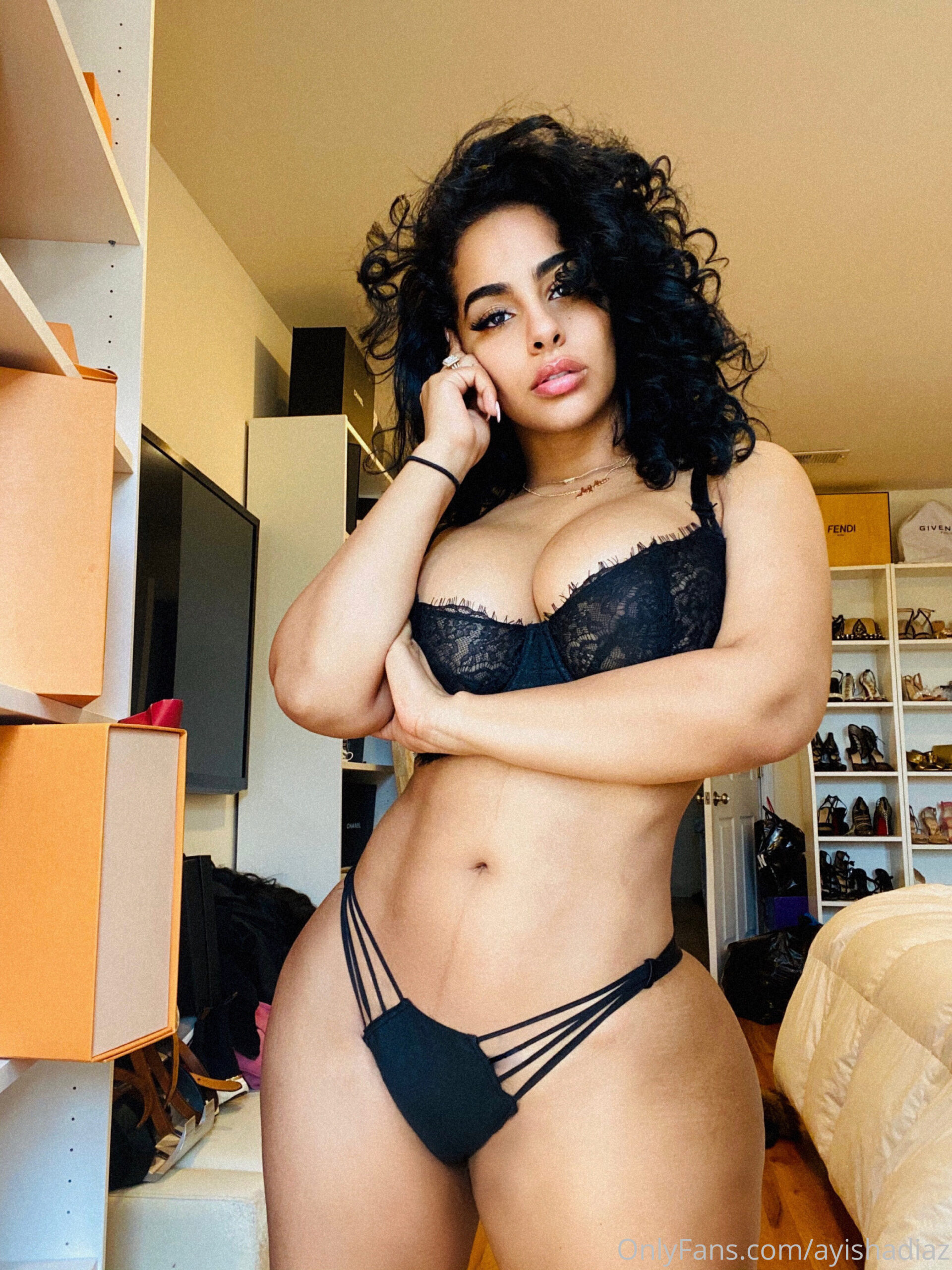 3in1 onlyfans mega pack below