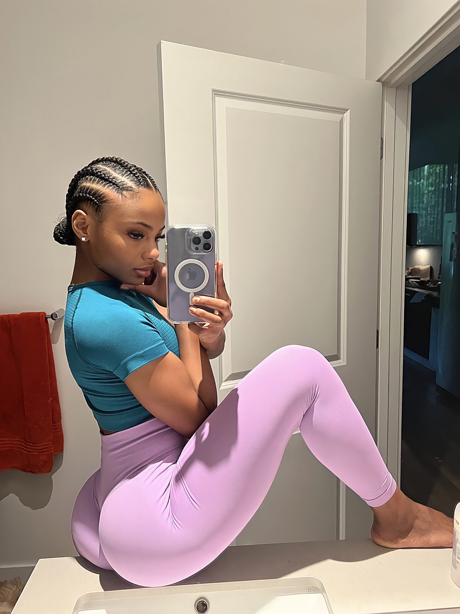 saffron onlyfans mega below