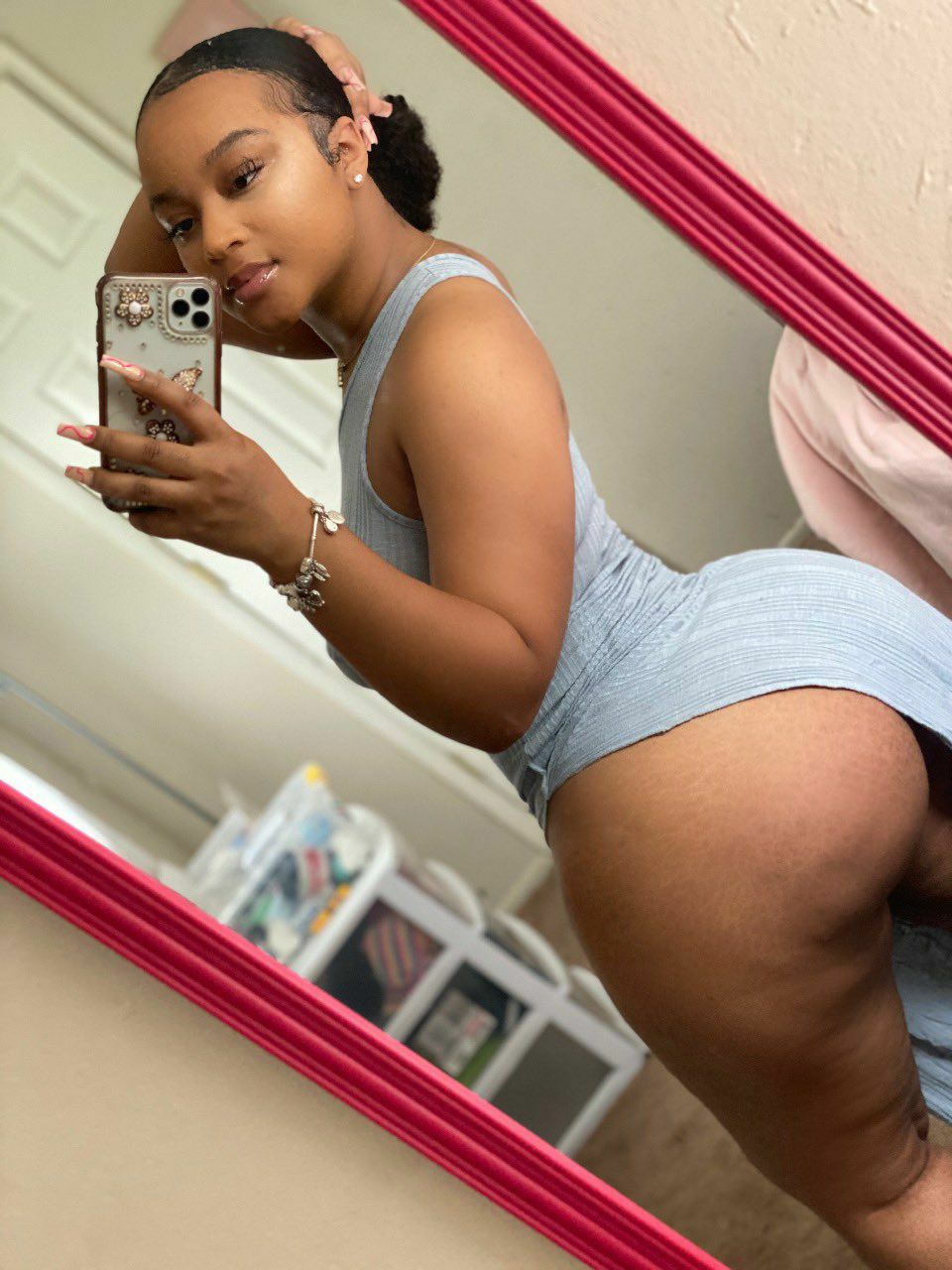 stormiiy onlyfans mega below
