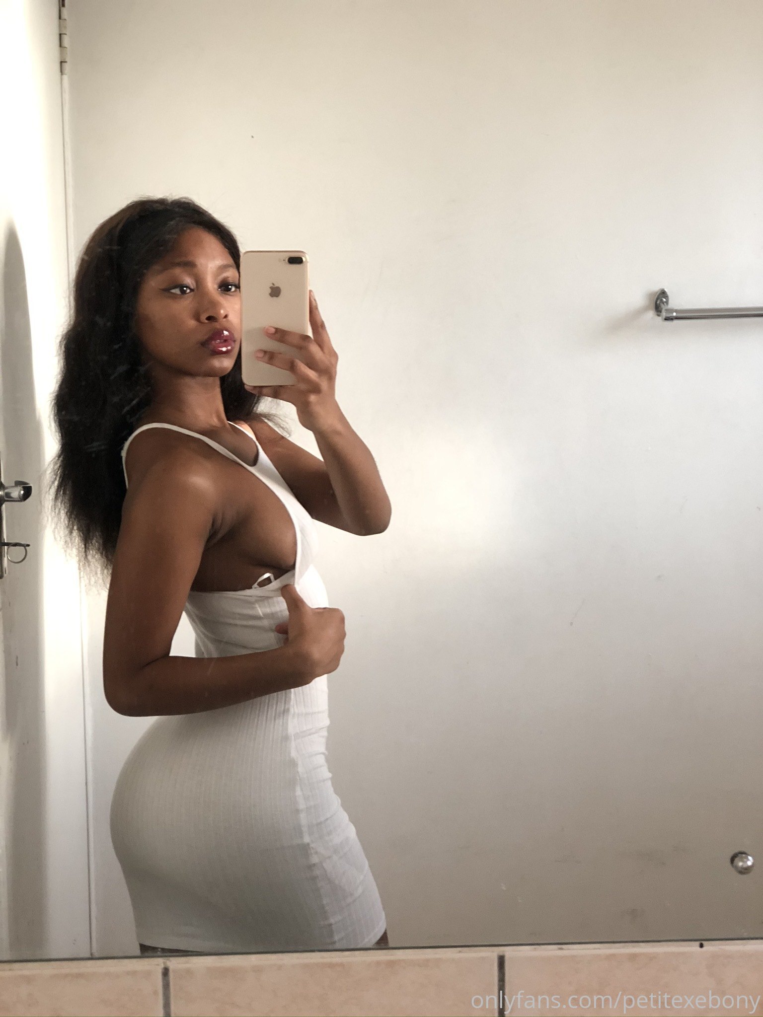 chanellebanks onlyfans mega below