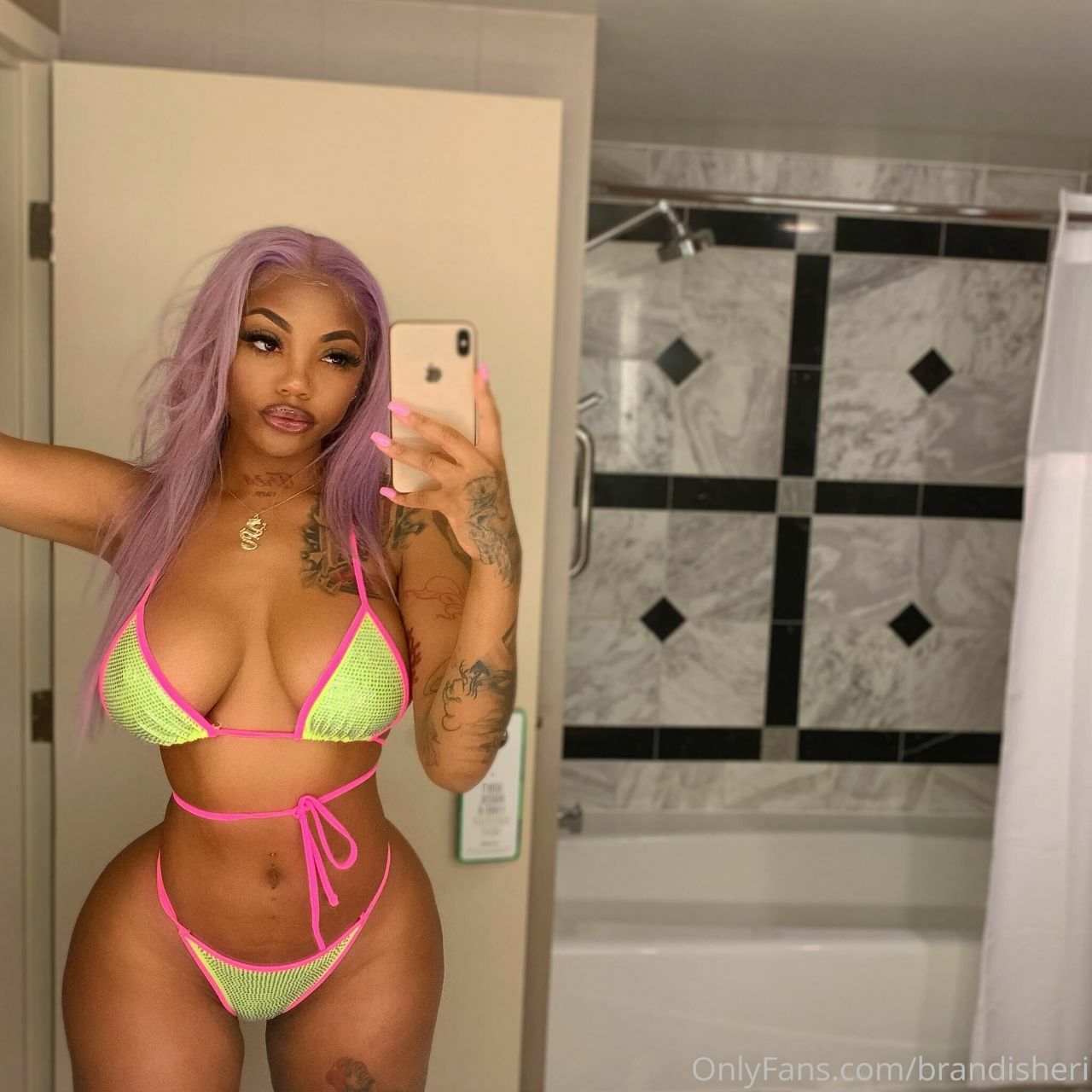 brandisheri onIyfans mega below