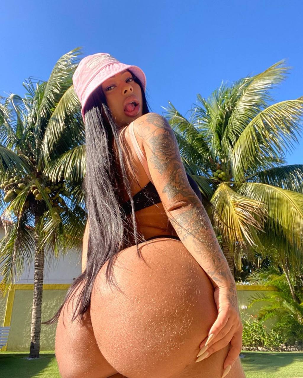 valentinaferraz onlyfans mega below