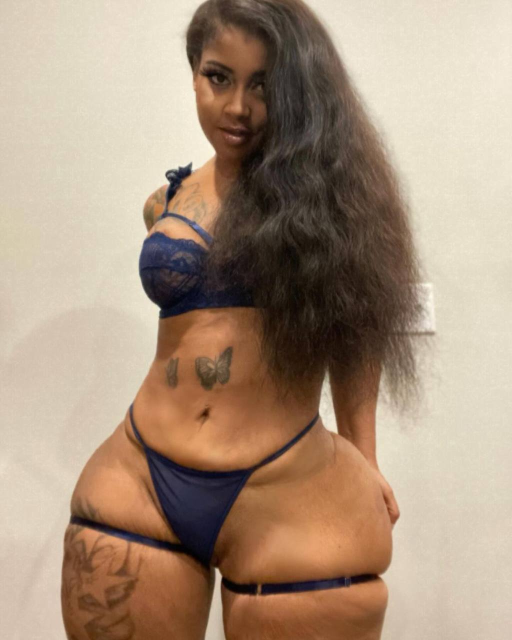 heyghettobarbie onlyfans mega below