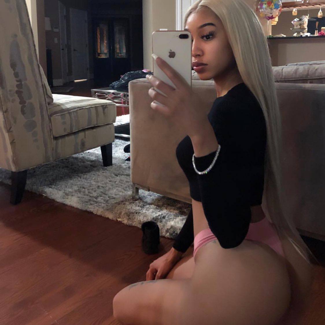 mellabarbie onlyfans mega below