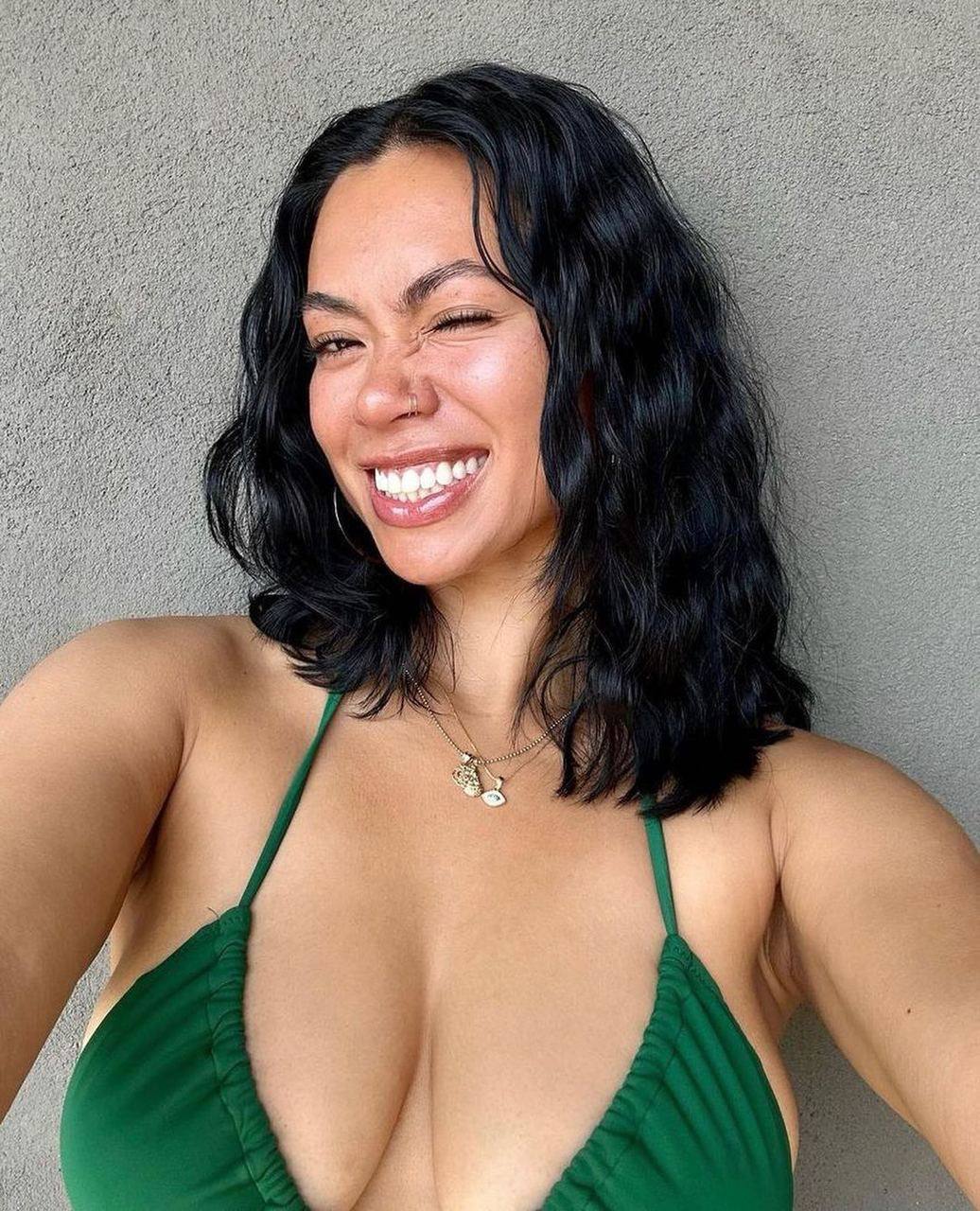 juicyIIipsbby onIyfans mega below