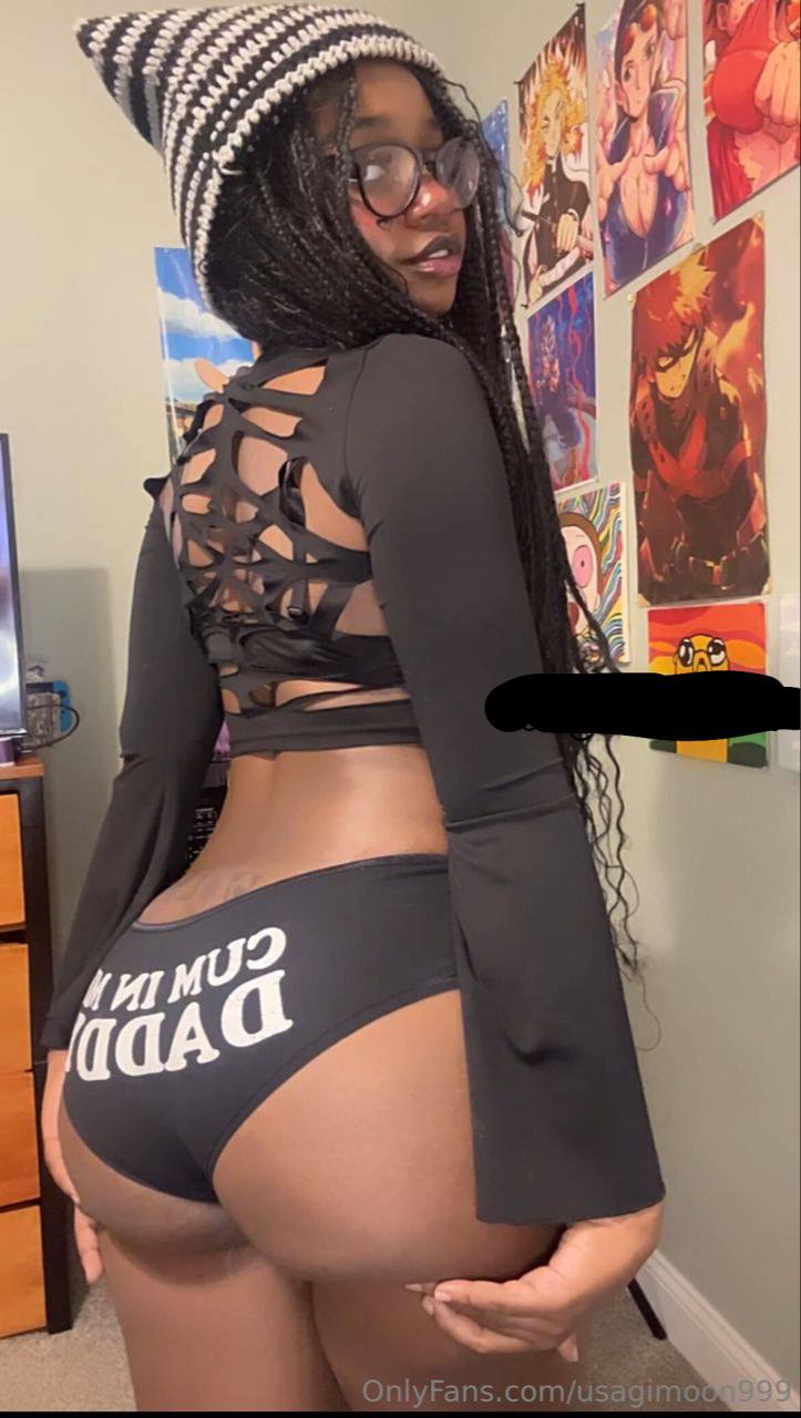 usagimoon999 onlyfans mega below