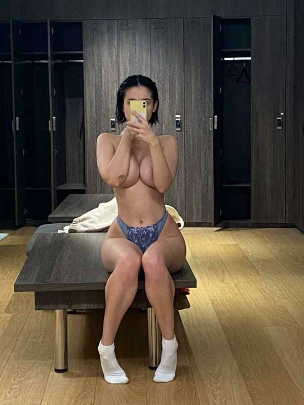 IikaaIandd onlyfans mega below