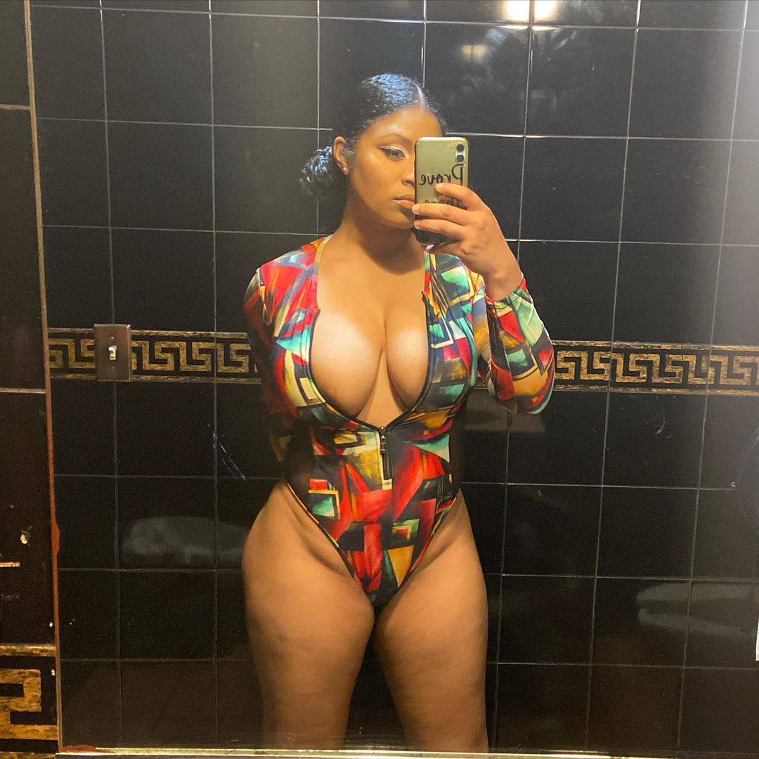 ashIeyyzeee onlyfans mega below