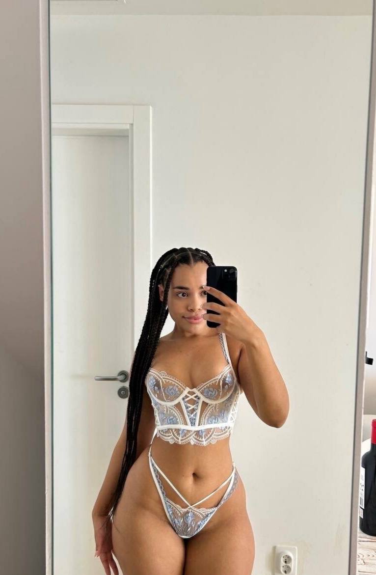 angeIIaiincoIIegee onlyfans mega below
