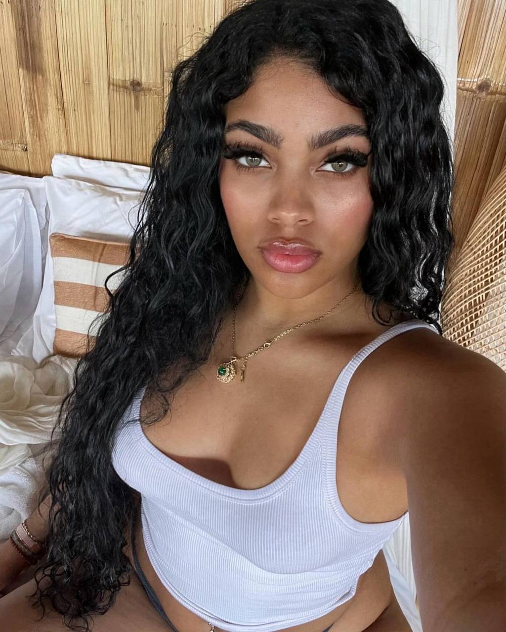 fiingerIickiinrican onlyfans mega below