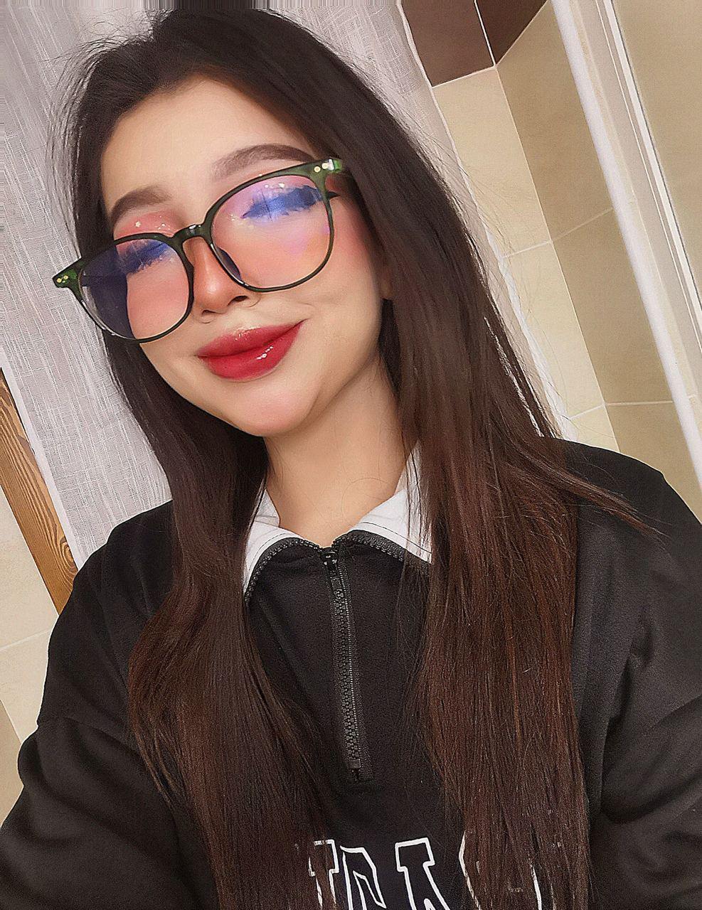 IoviingeIii onlyfans mega below