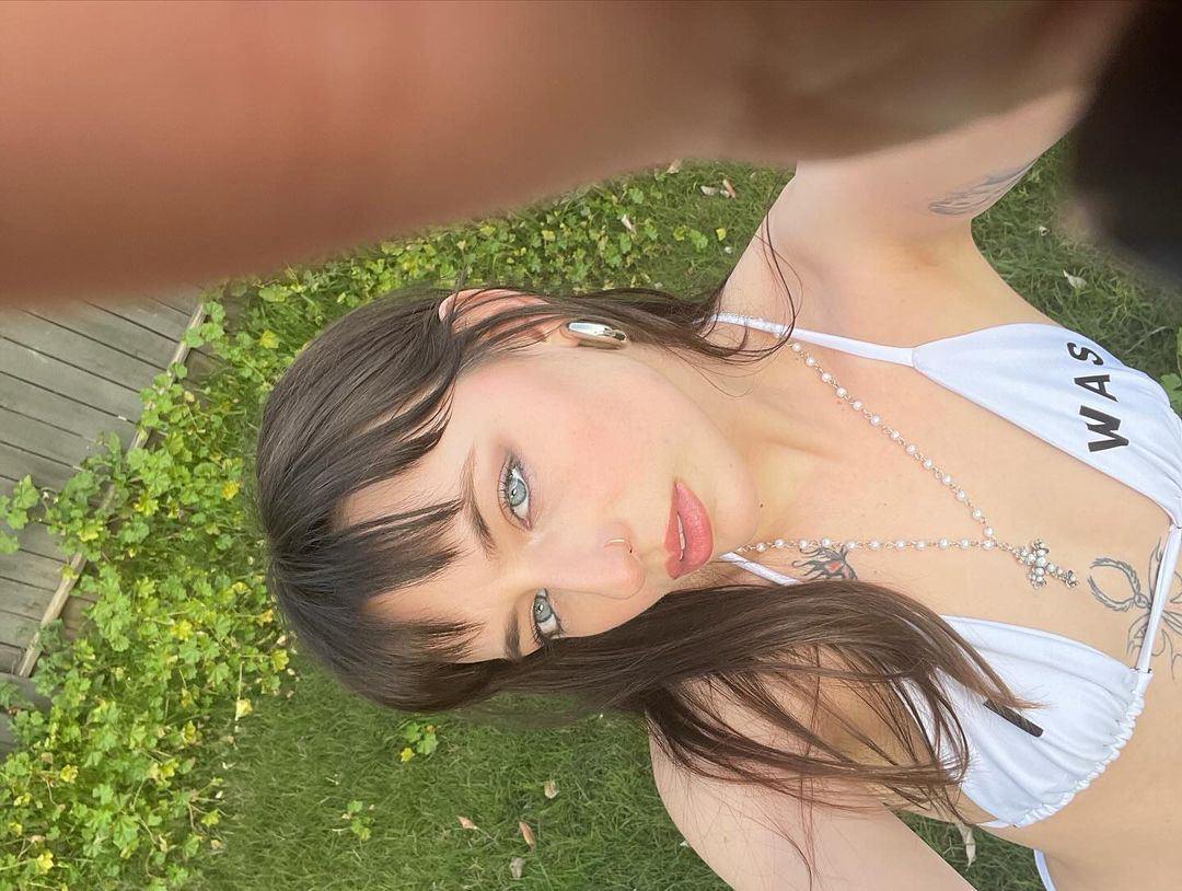 IannasmaIIss onlyfans below