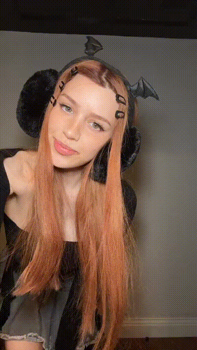 rosaaIiine onlyfans below
