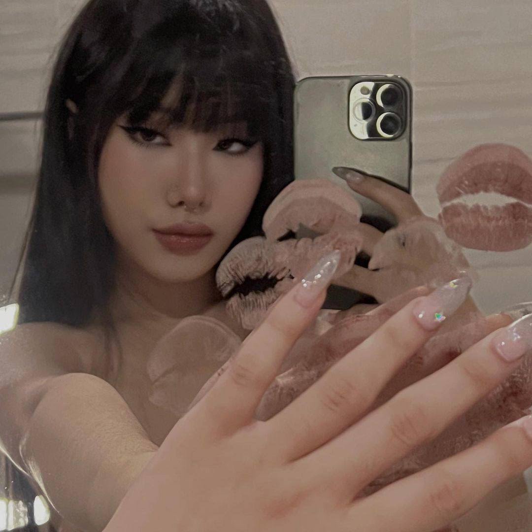 urrfreakk onlyfans below