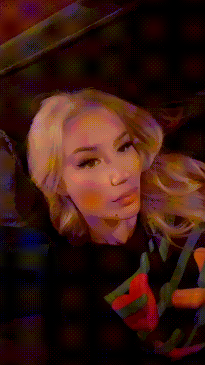iggyyy onlyfans below