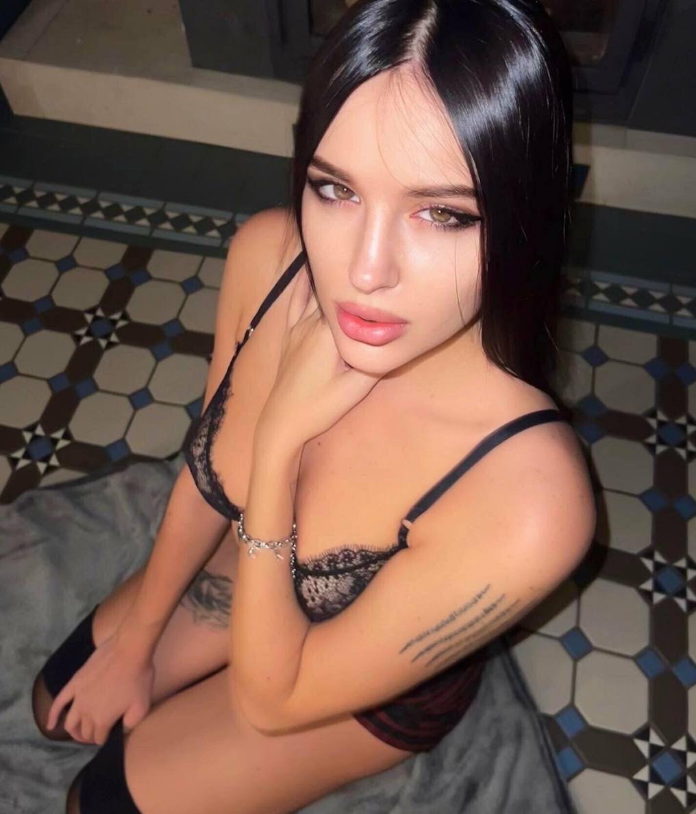 xmmiIaa onlyfans below