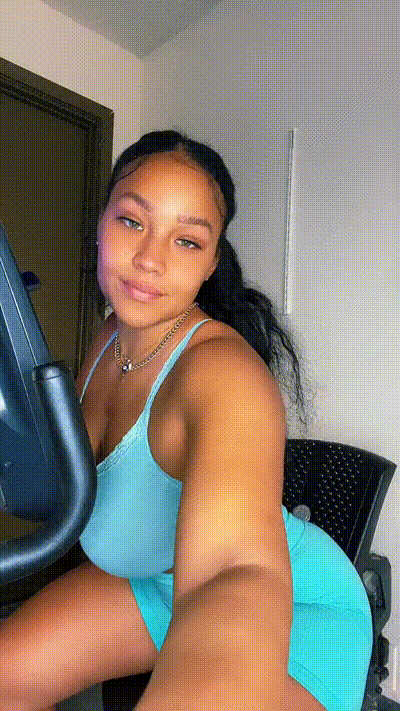 iitsangeII onlyfans below