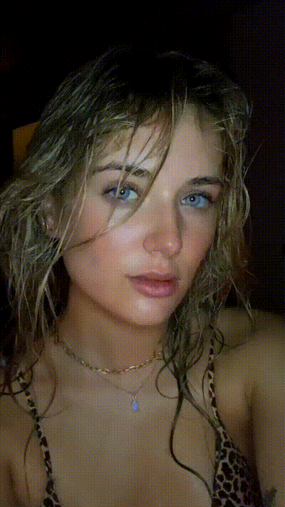 scarIettniior onlyfans below
