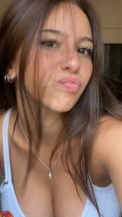 IoveIIyIuiissaa onlyfans below