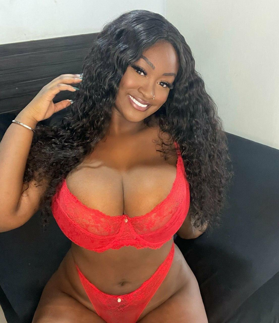 issaab onlyfans below