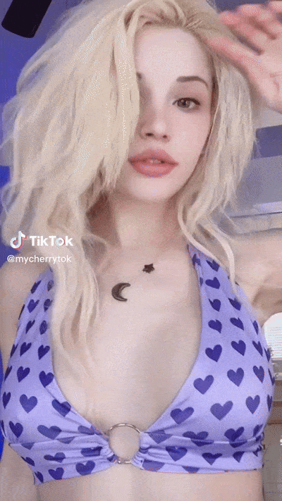cherryycrusshh onlyfans below