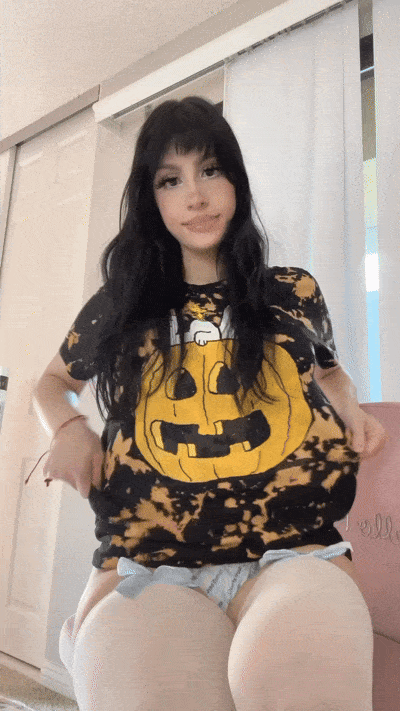 dreaabunnyy onlyfans below